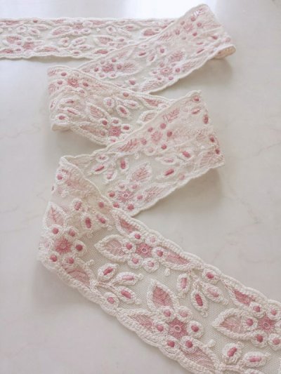 画像3: フランス製 刺繍チュールレース（生成り×濃いローズピンク）30cm　単位