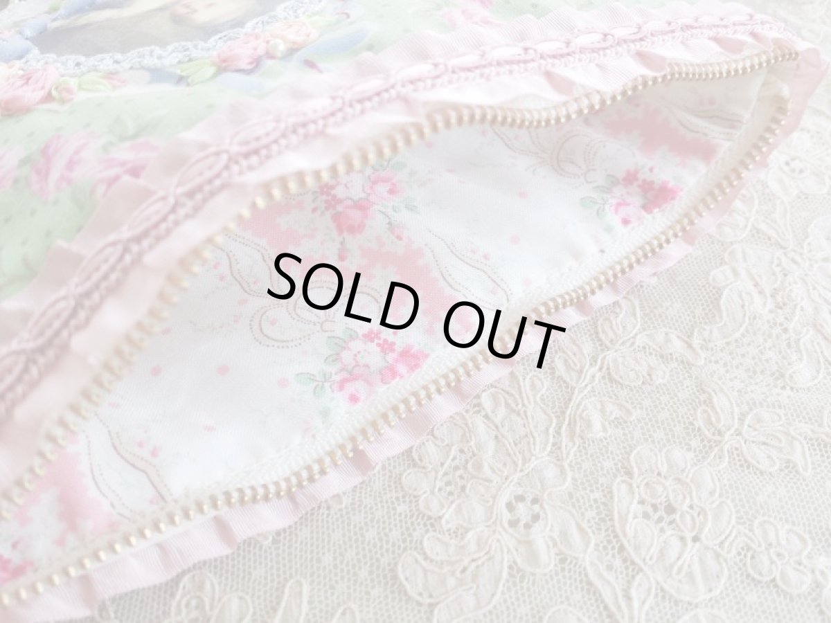 画像2: マリーアントワネットのポーチのキット (2)