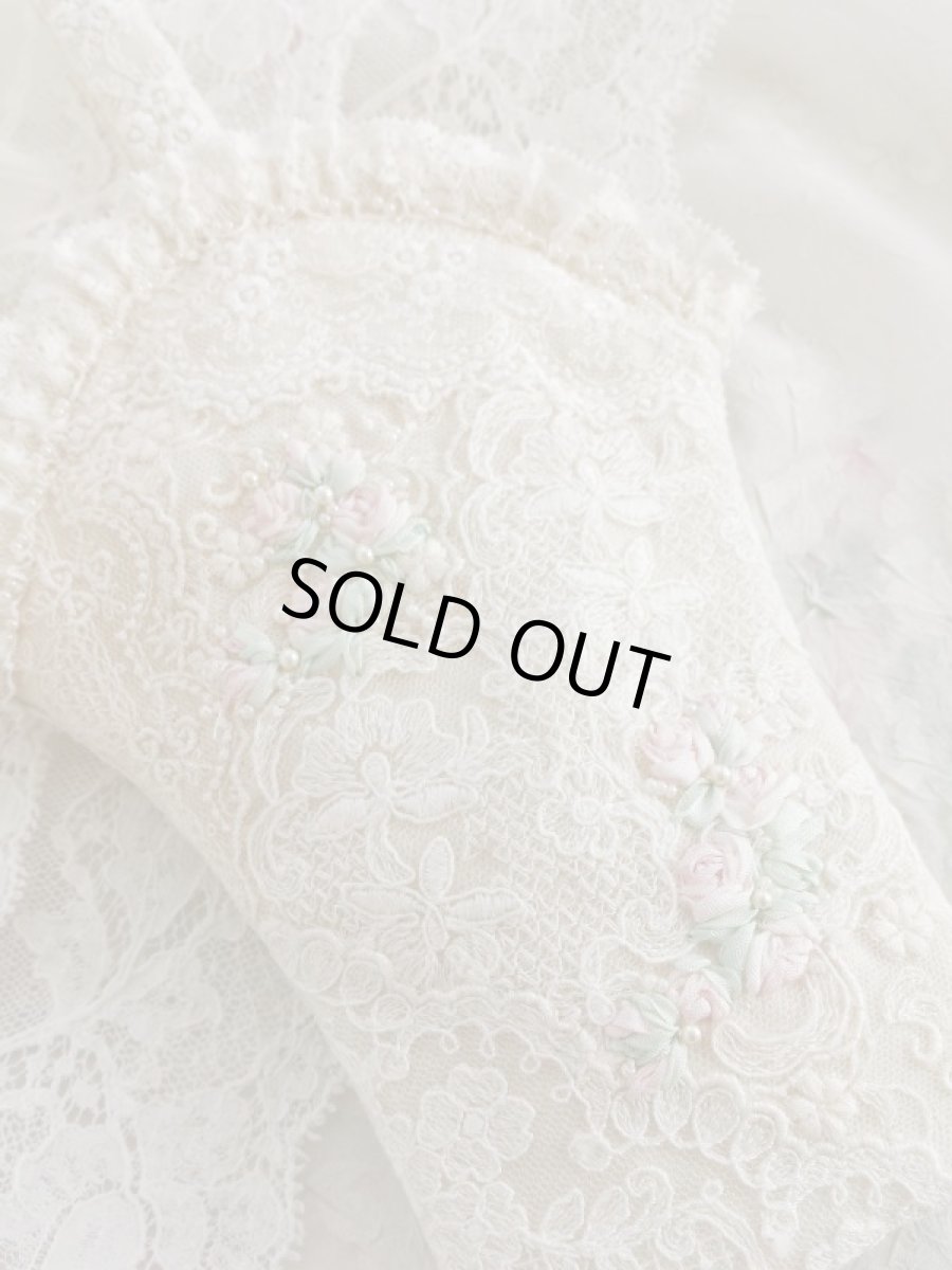 画像4: レースたっぷりリボン刺繍のバスケット型ポーチ完成品 (akiko) (4)