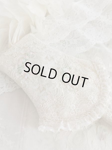 画像5: レースたっぷりリボン刺繍のバスケット型ポーチ完成品 (akiko) (5)