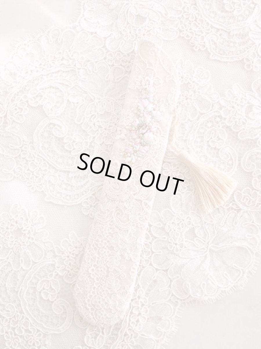 画像2: リボン刺繍のジュエリーのような扇子ケース完成品 (akiko) (2)