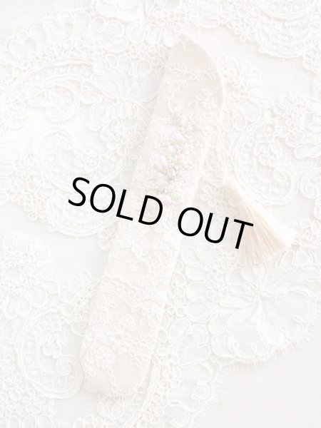 画像2: リボン刺繍のジュエリーのような扇子ケース完成品 (akiko) (2)