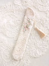 画像2: リボン刺繍のジュエリーのような扇子ケース完成品 (akiko) (2)