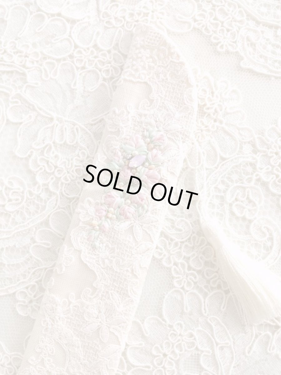 画像1: リボン刺繍のジュエリーのような扇子ケース完成品 (akiko) (1)