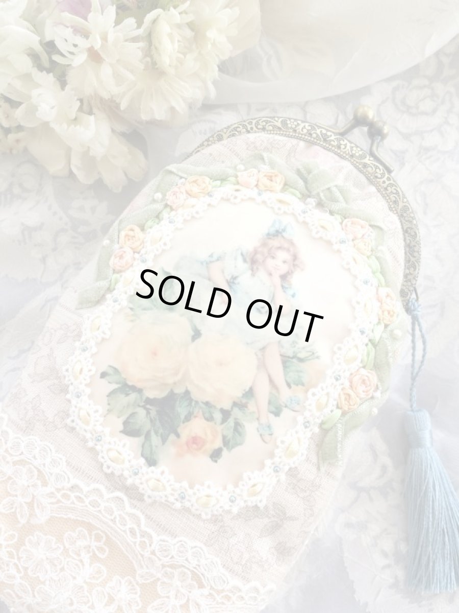 画像1: 黄色い薔薇の少女のポーチ完成品 (akiko) (1)