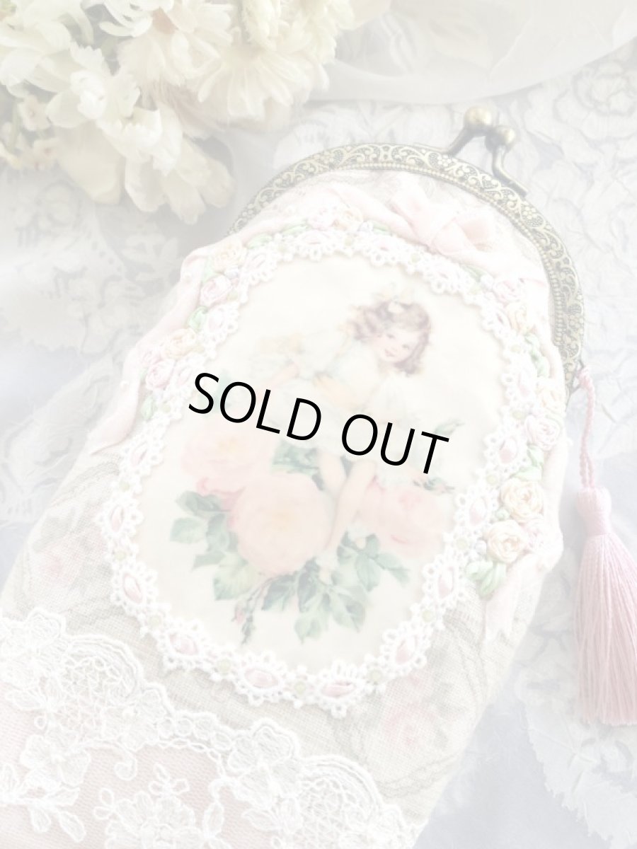 画像1: ピンクの薔薇の少女のポーチ完成品 (akiko) (1)