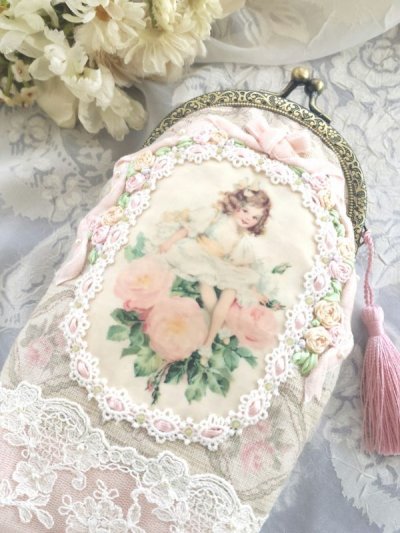 画像1: ピンクの薔薇の少女のポーチ完成品 (akiko)