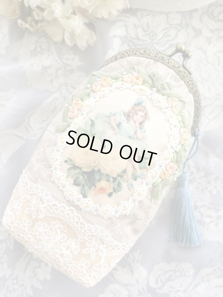 画像2: 黄色い薔薇の少女のポーチ完成品 (akiko) (2)