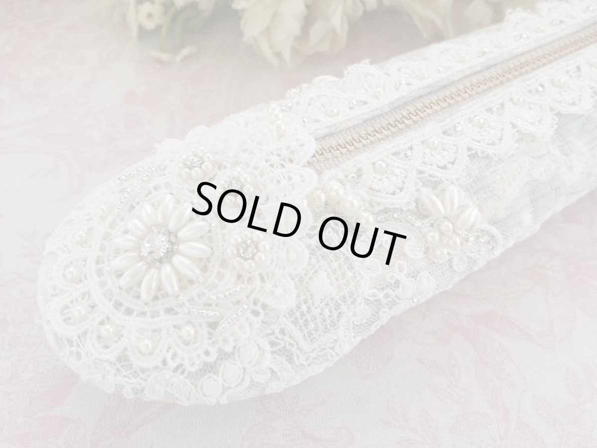 画像3: ヴィクトリアンなシューズポーチ完成品 (akiko) (3)