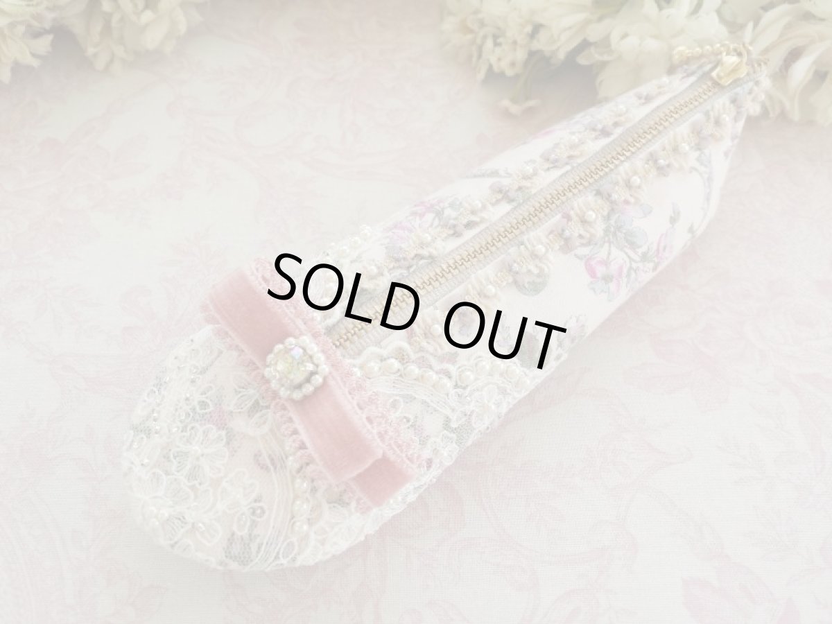 画像2: ヴィクトリアンなシューズポーチ完成品 (akiko) (2)