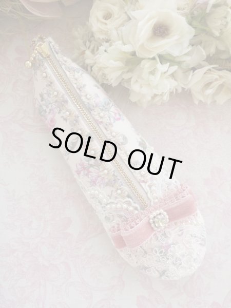 画像4: ヴィクトリアンなシューズポーチ完成品 (akiko) (4)