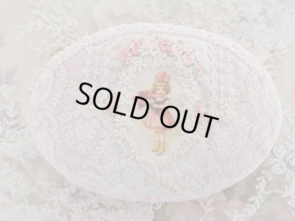 画像2: リボンの少女の楕円のポーチ完成品　B　 (akiko) (2)