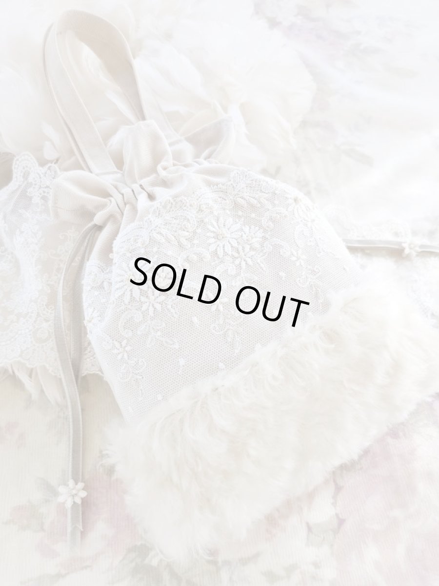 画像1: ドイツモヘアのキラキラフワフワ巾着バッグ完成品 B　 (akiko) (1)