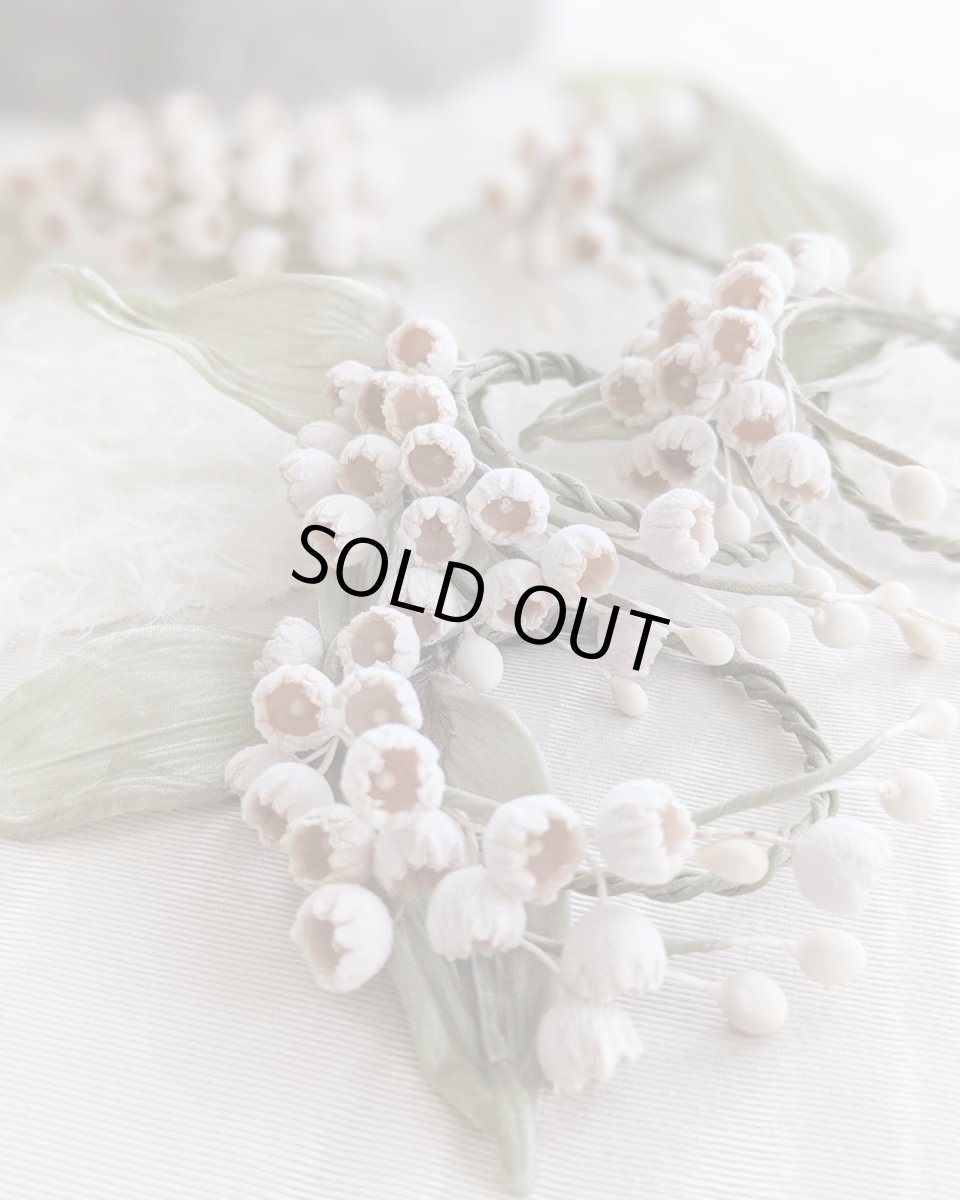 画像1: 布花　〜スズランの小さなリース〜 (1)