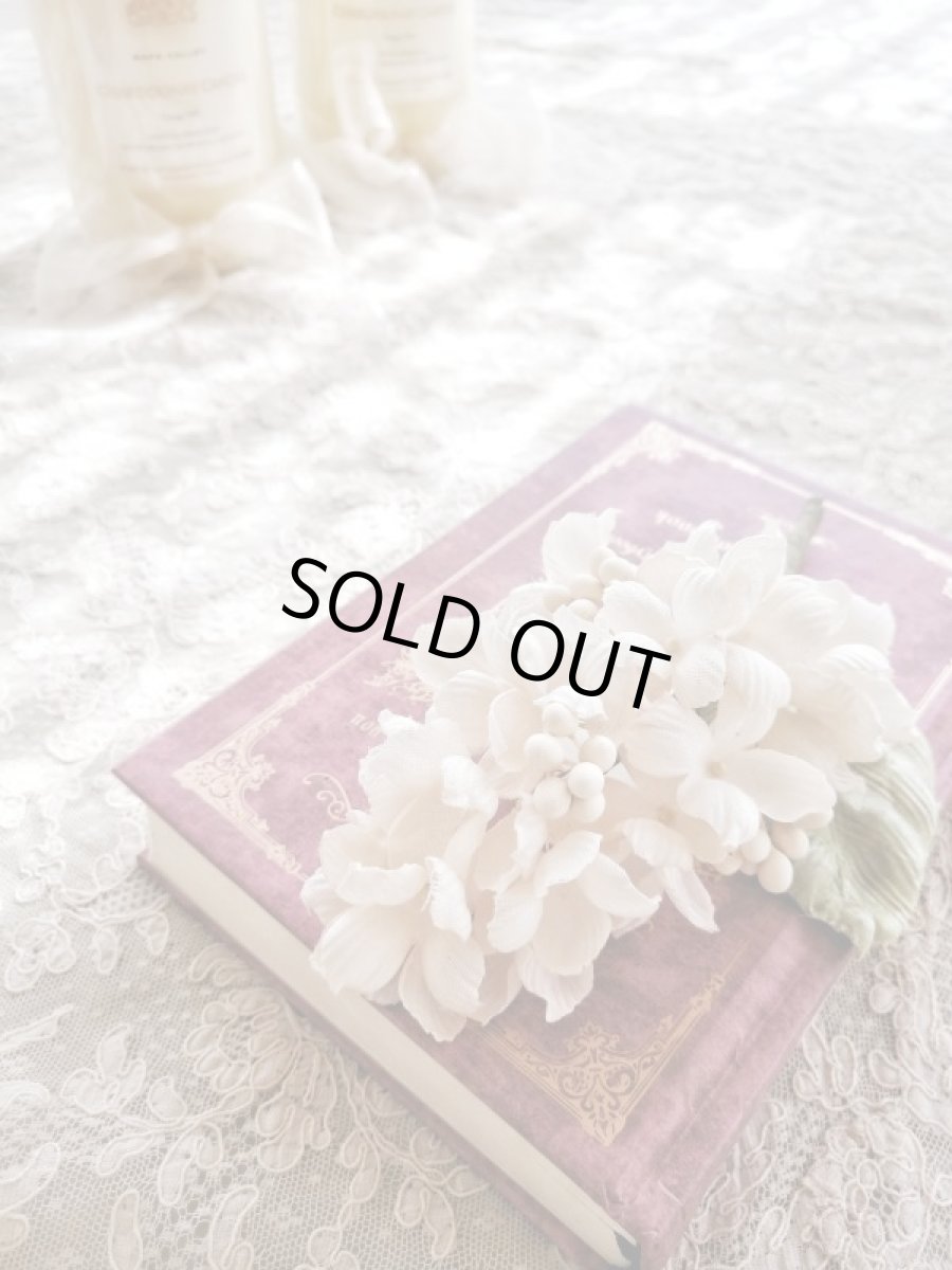 画像1: 布花　〜紅茶染めのライラックなコサージュ〜 (1)