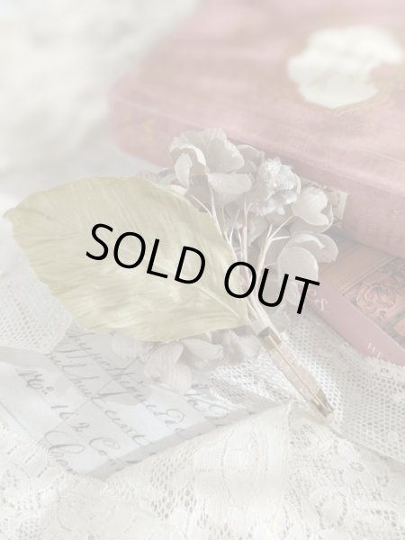 画像3: 布花　〜シックグレーな紫陽花のコサージュ〜 (3)