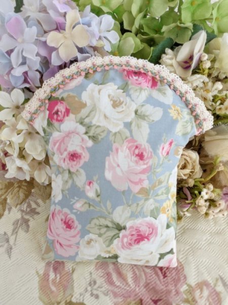 画像2: 【キット】花束と女の子のポーチ (2)