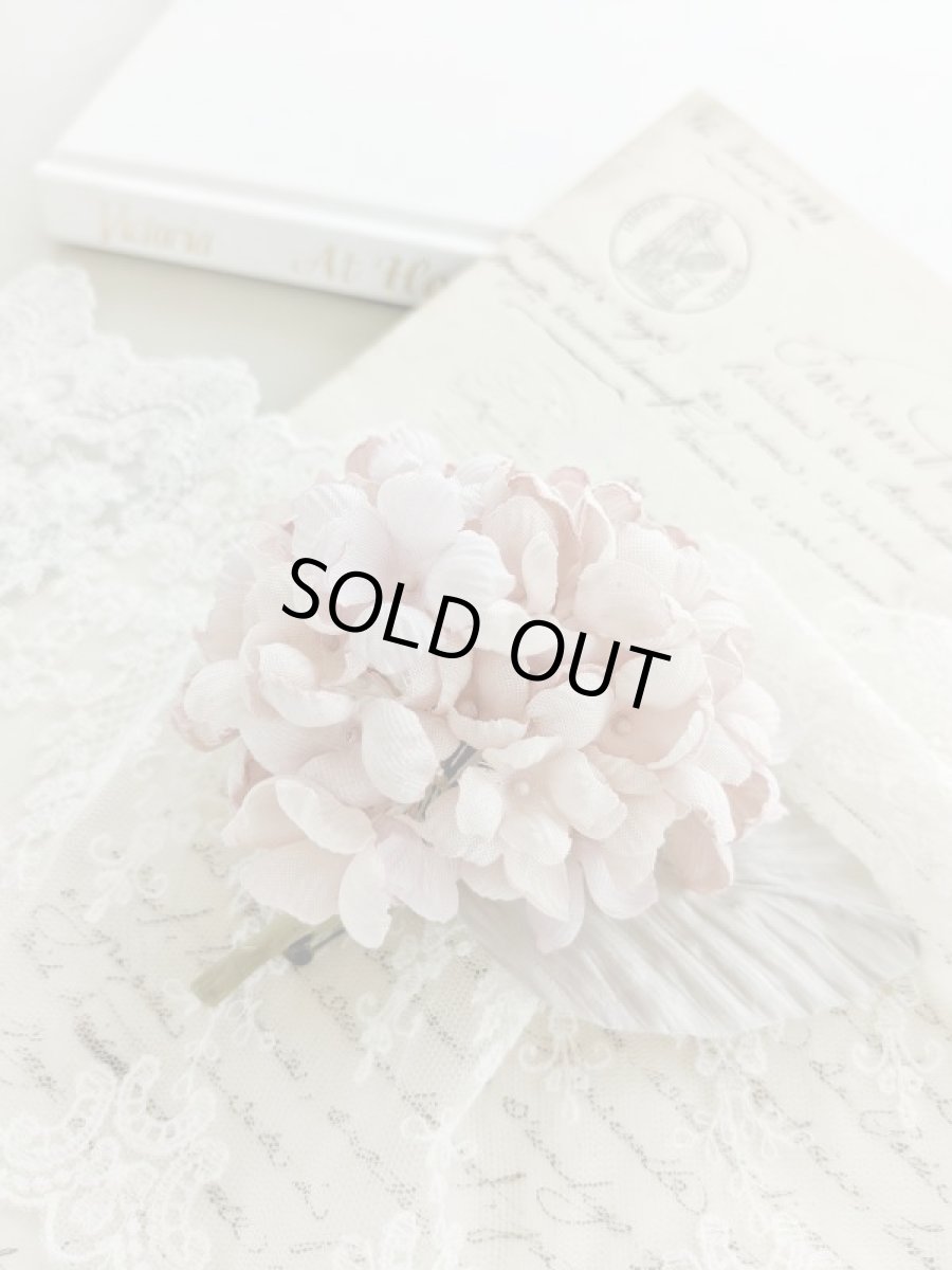 画像1: 布花　〜優しいピンクの紫陽花のコサージュ〜 (1)