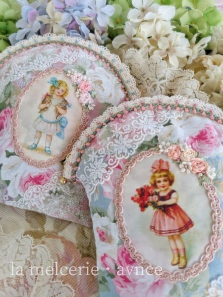 画像3: 【キット】花束と女の子のポーチ (3)