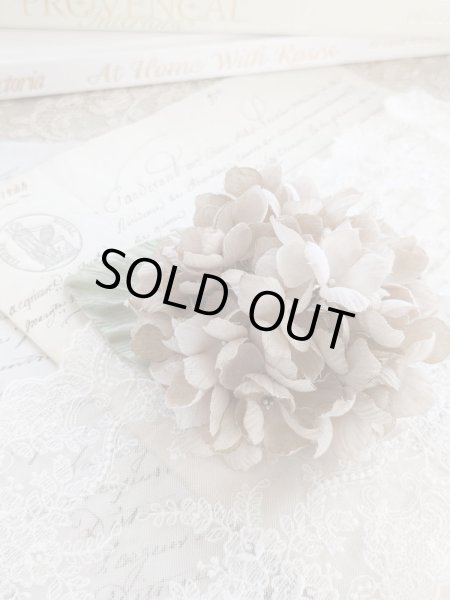 画像2: 布花　〜シックベージュの紫陽花のブーケ〜 (2)