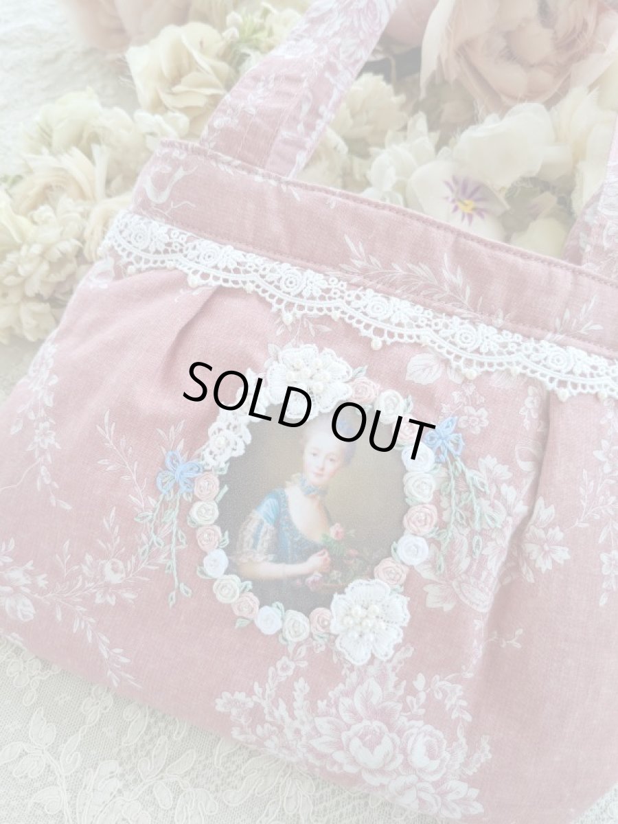 画像1: エレガントな薔薇柄のバッグ完成品（MISIHO)  (1)