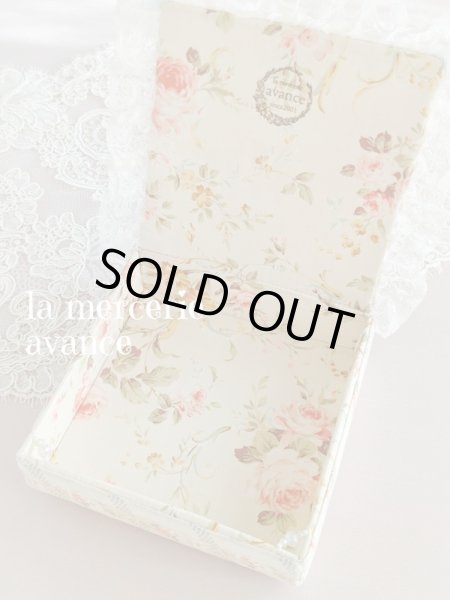 画像4: フランスレースたっぷりなヴィクトリアンBOX　A　 (akiko)　完成品 (4)