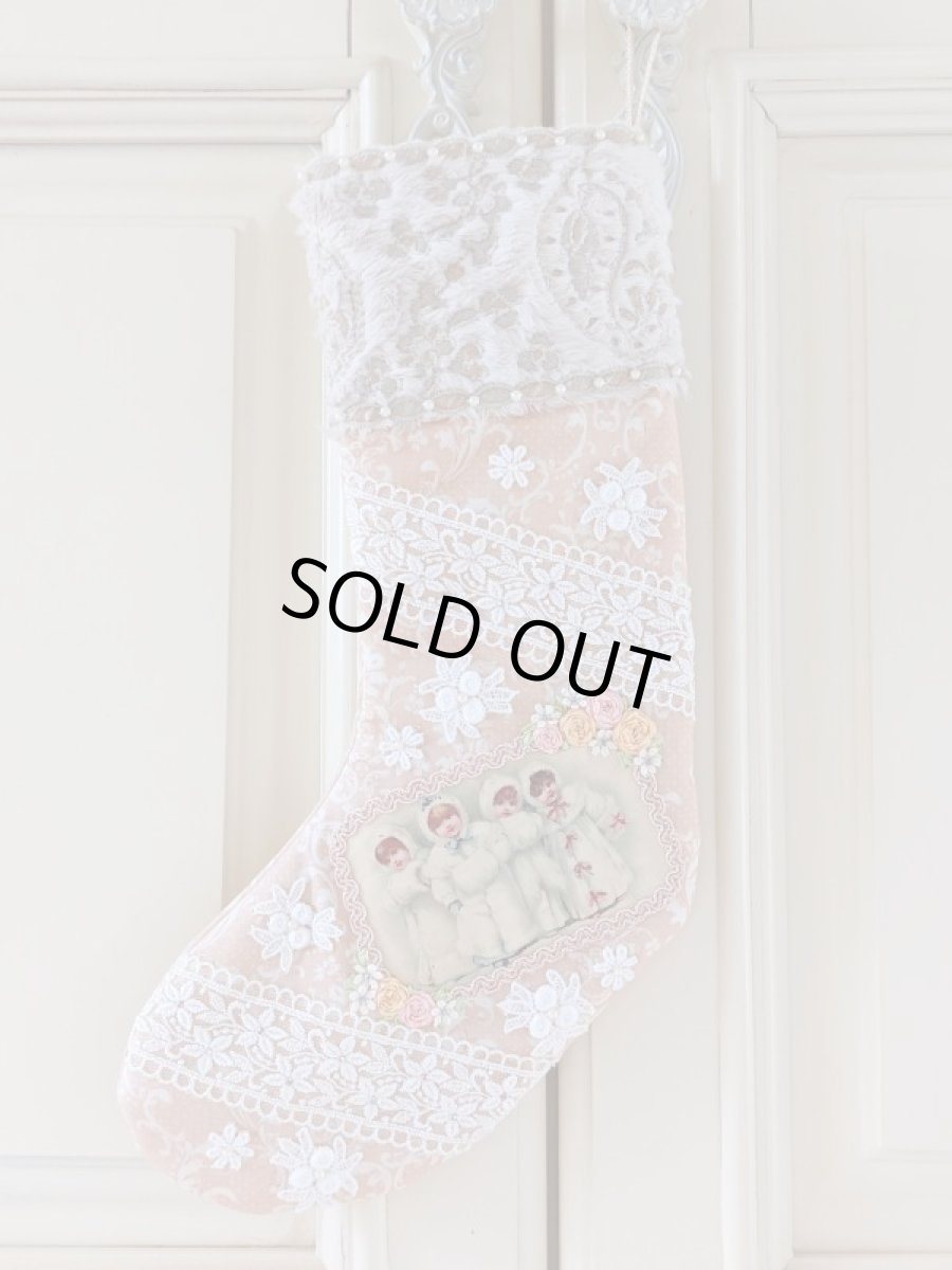 画像2: 【キットの完成品】冬の少女たちのクリスマスブーツ (2)