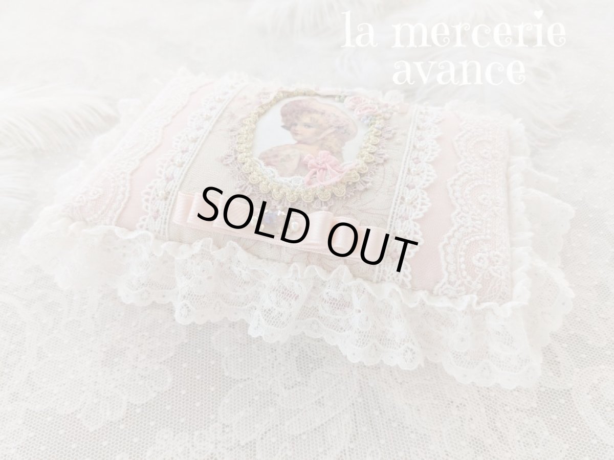 画像3: フランスレースたっぷりなのヴィクトリアン少女のBOX　　 (akiko)　完成品 (3)