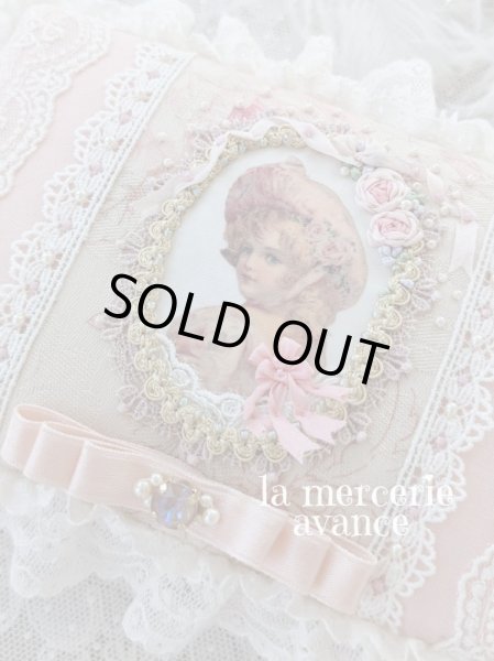 画像2: フランスレースたっぷりなのヴィクトリアン少女のBOX   (akiko) 完成品 (2)