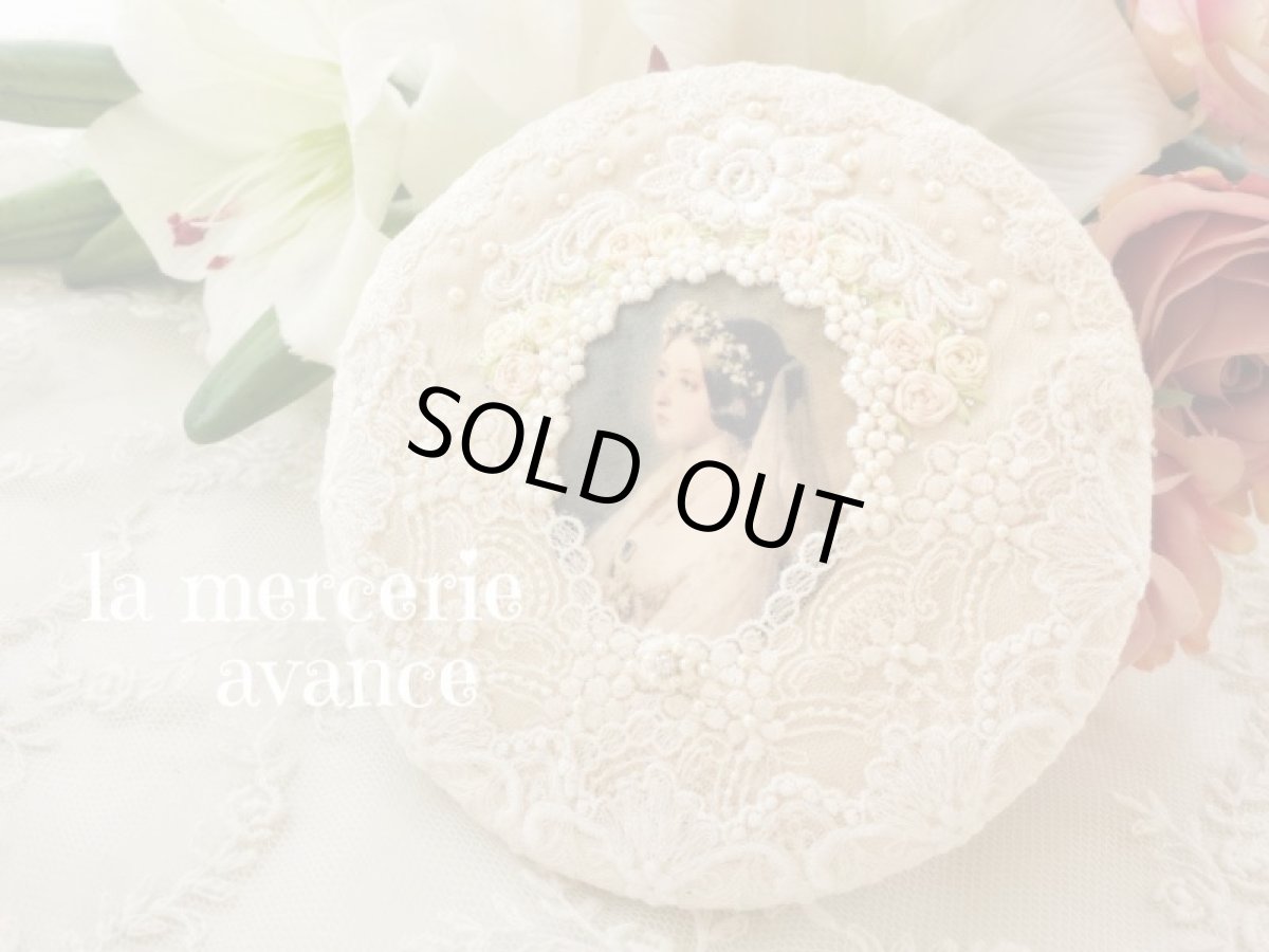 画像1: 【キットの完成品】ヴィクトリアンなまあるいポーチ (1)