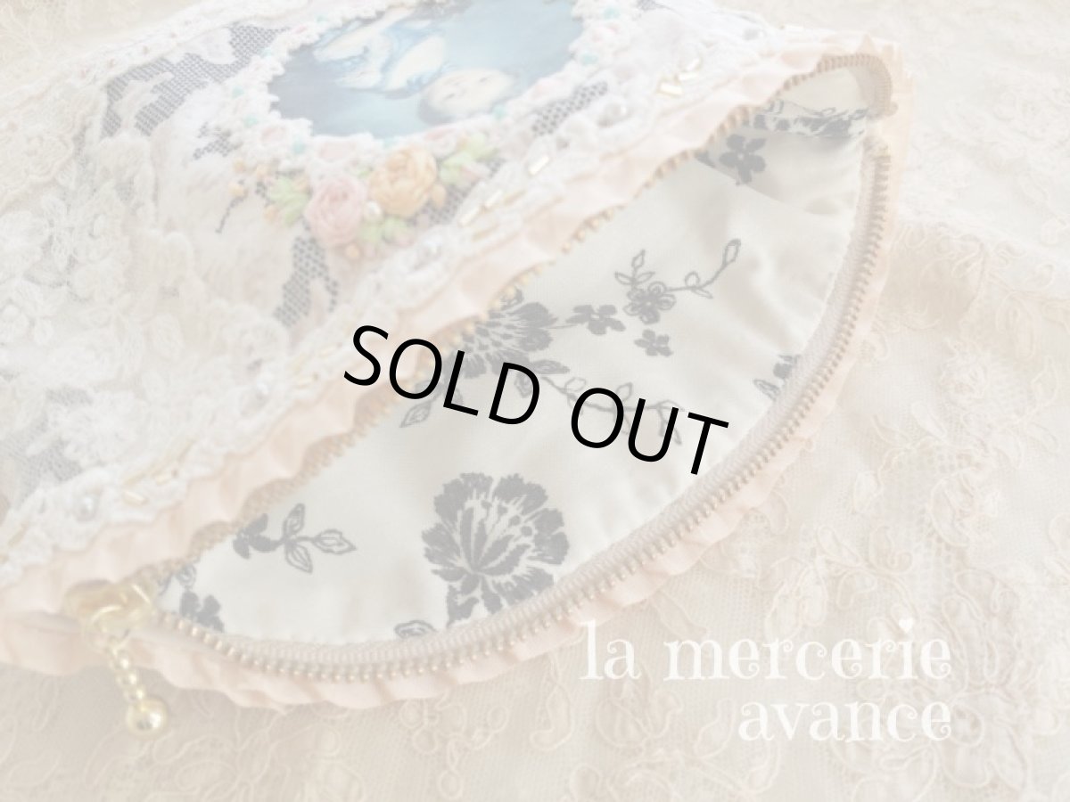 画像3: ネコを抱く少女のポーチのキット (3)