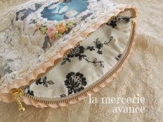 画像3: ネコを抱く少女のポーチのキット (3)