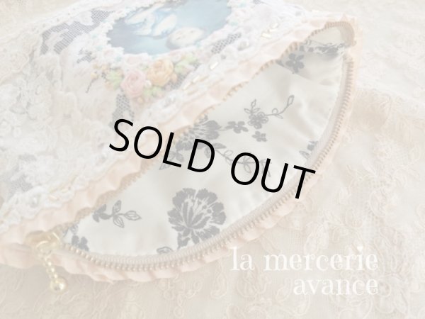 画像3: ネコを抱く少女のポーチのキット (3)