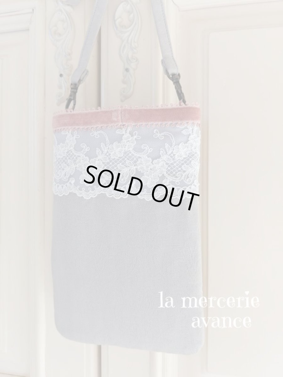 画像4: ビジューたっぷりボネットが素敵な婦人のポシェット (akiko) (4)