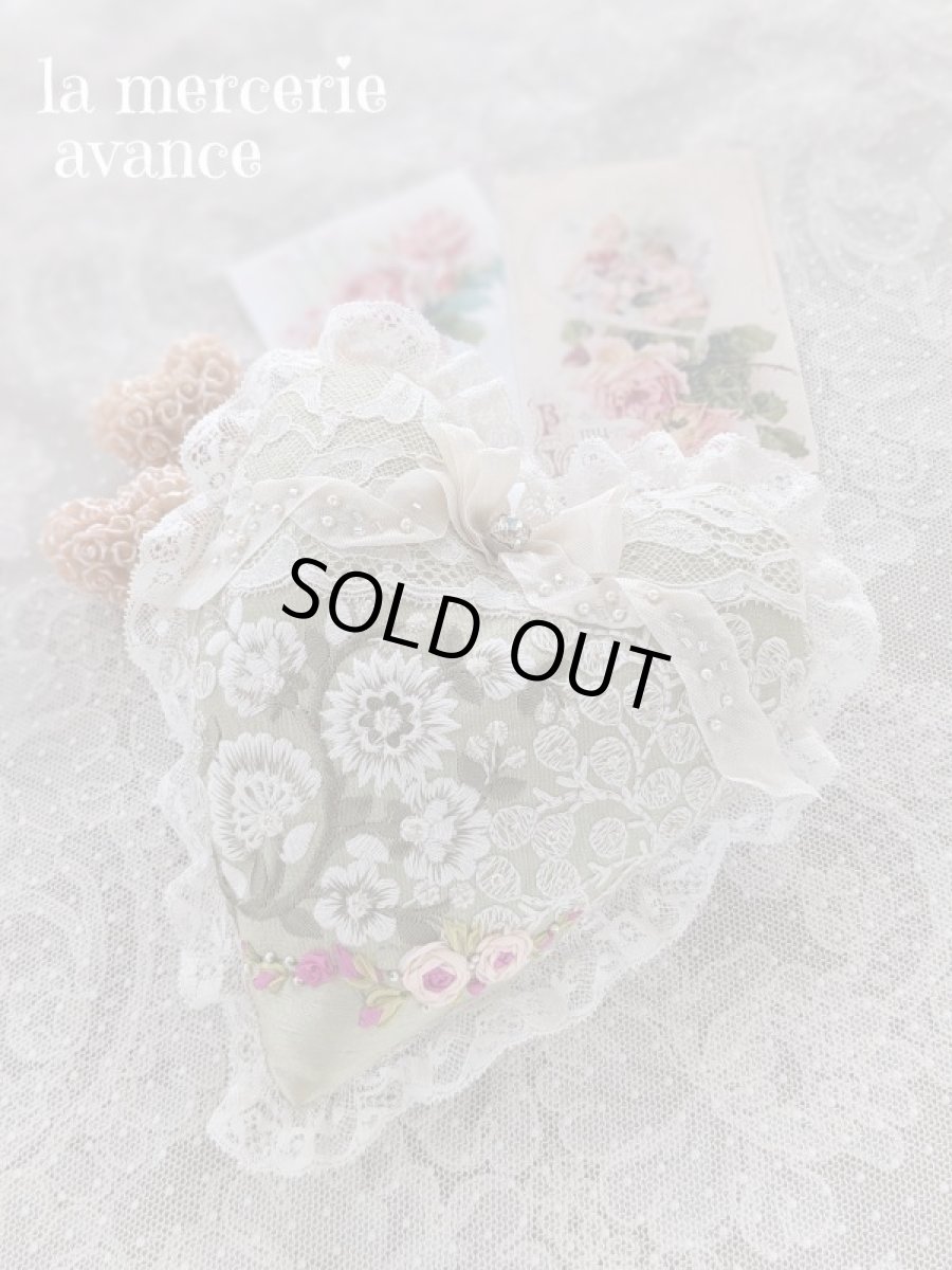 画像1: 【完成品】ハートのピンクッション・ドールクッション (akiko)　 (1)