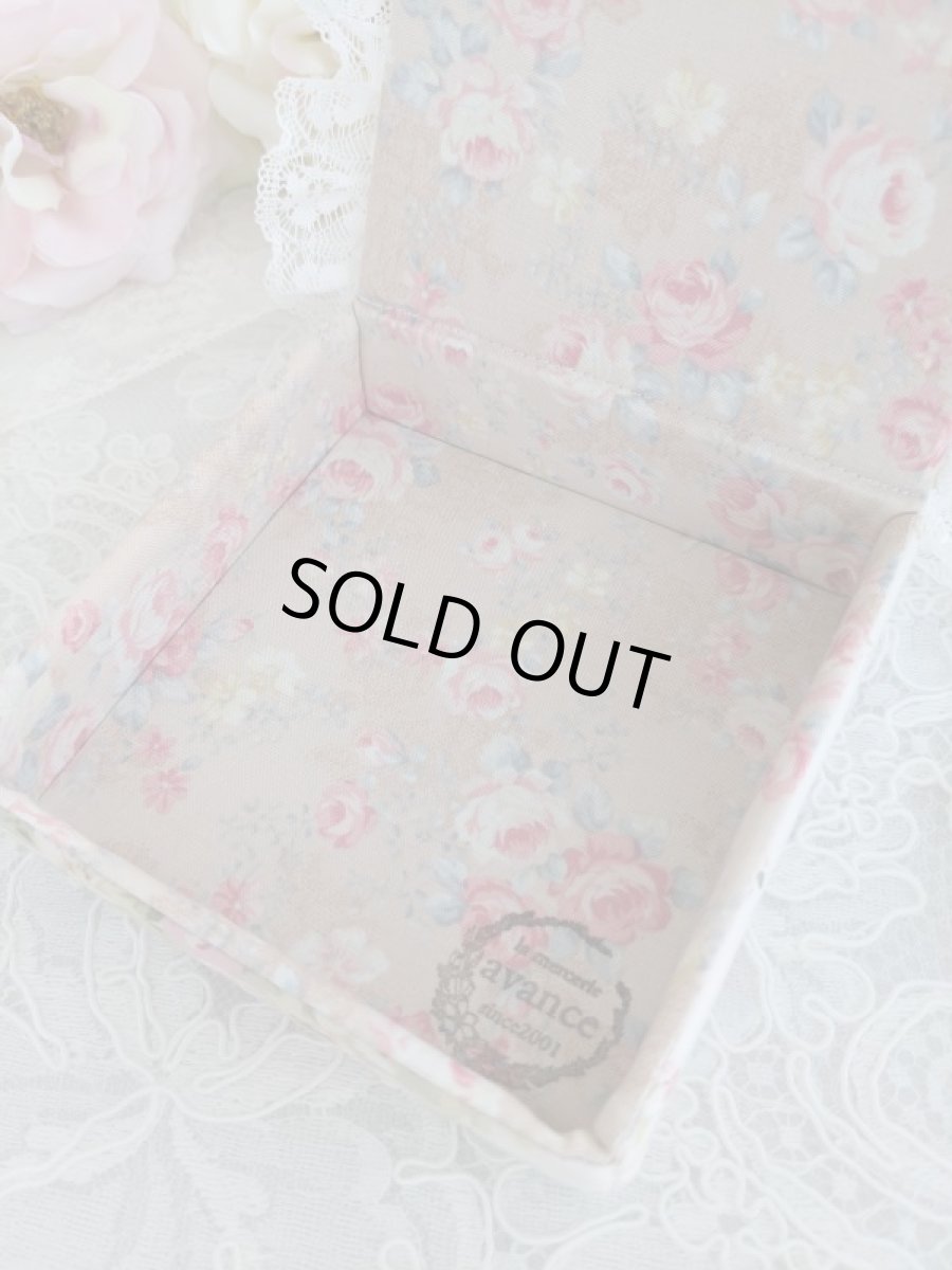 画像3: レースたっぷりエンジェルのBOX　　 (akiko)　完成品 (3)