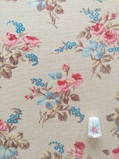 画像1: 中くらいの花柄 (1)