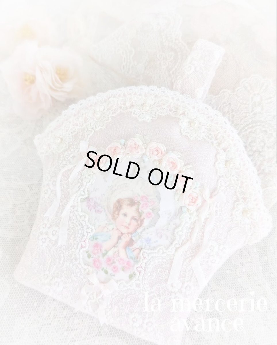 画像1: 【完成品】シルクリボン刺繍の小さなバスケットポーチ　(akiko) (1)