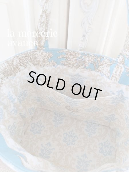 画像4: 【完成品】トワル・ド・ジュイとキラキラスワロのモチーフバッグ  (akiko)   (4)