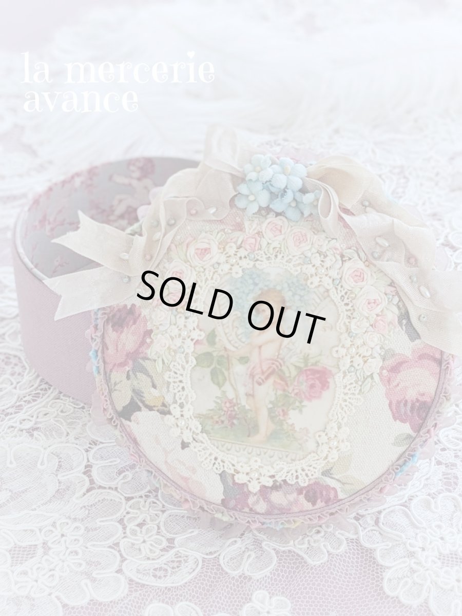 画像1: 【完成品】忘れな草と天使のヴィクトリアンコラージュBOX　　 (akiko) (1)