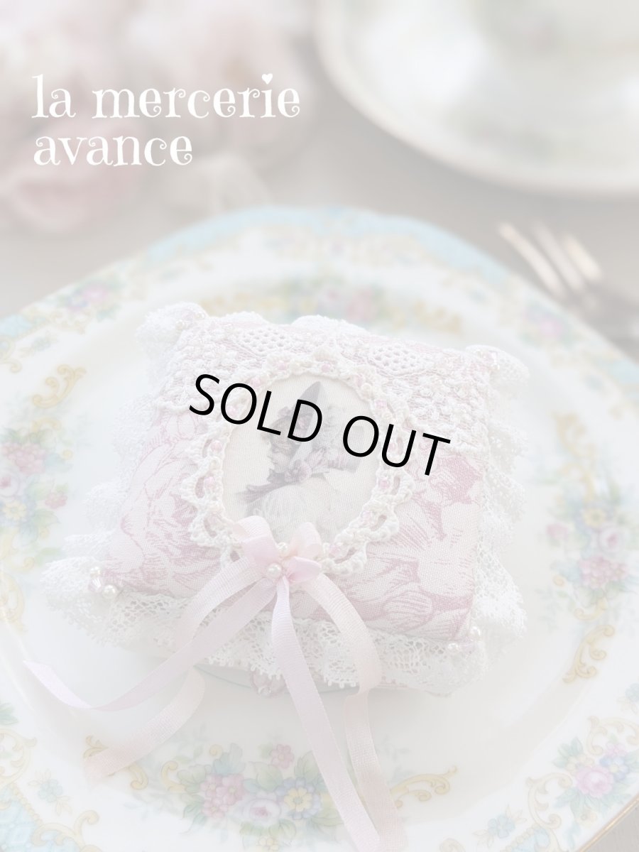 画像1: 【完成品】手のひらサイズの小箱 (akiko)　送料無料 (1)