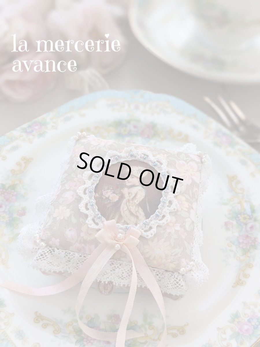 画像1: 【完成品】手のひらサイズの小箱 (akiko)　送料無料 (1)