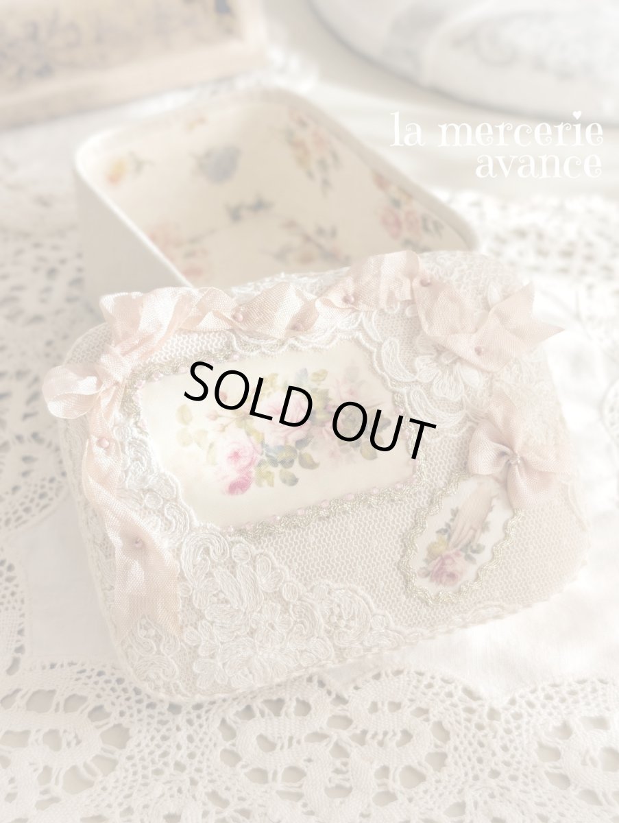 画像1: 【完成品】ヴィクトリアンハンドBOX(akiko)　送料無料 (1)