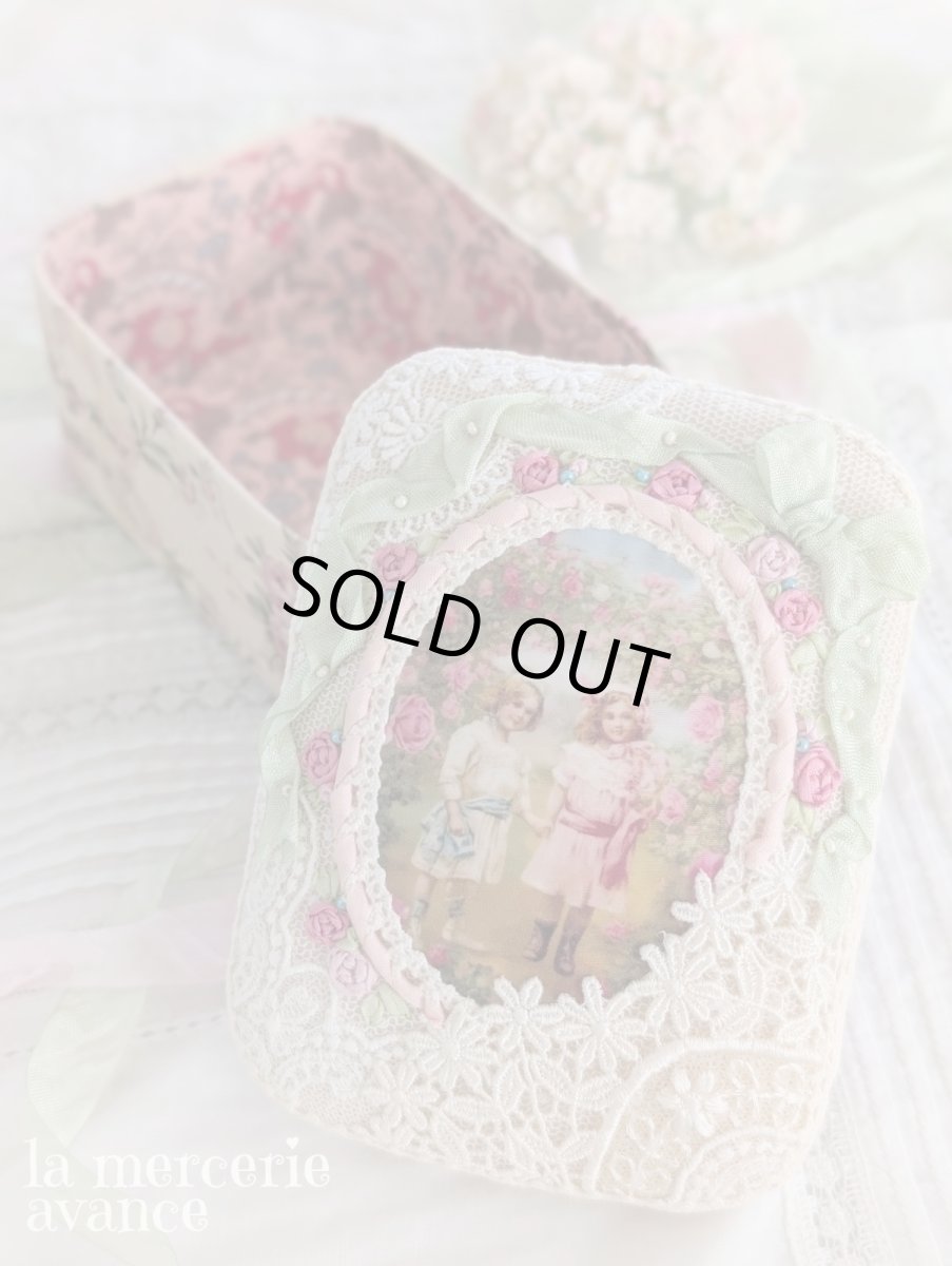 画像1: 【完成品】ヴィクトリアンBOX(akiko)　送料無料 (1)