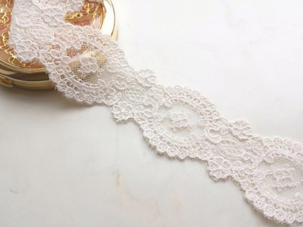 nana7種フランスレース15m 送料200円】小花柄 リネン混 花柄 エンブロイダリーレース 布