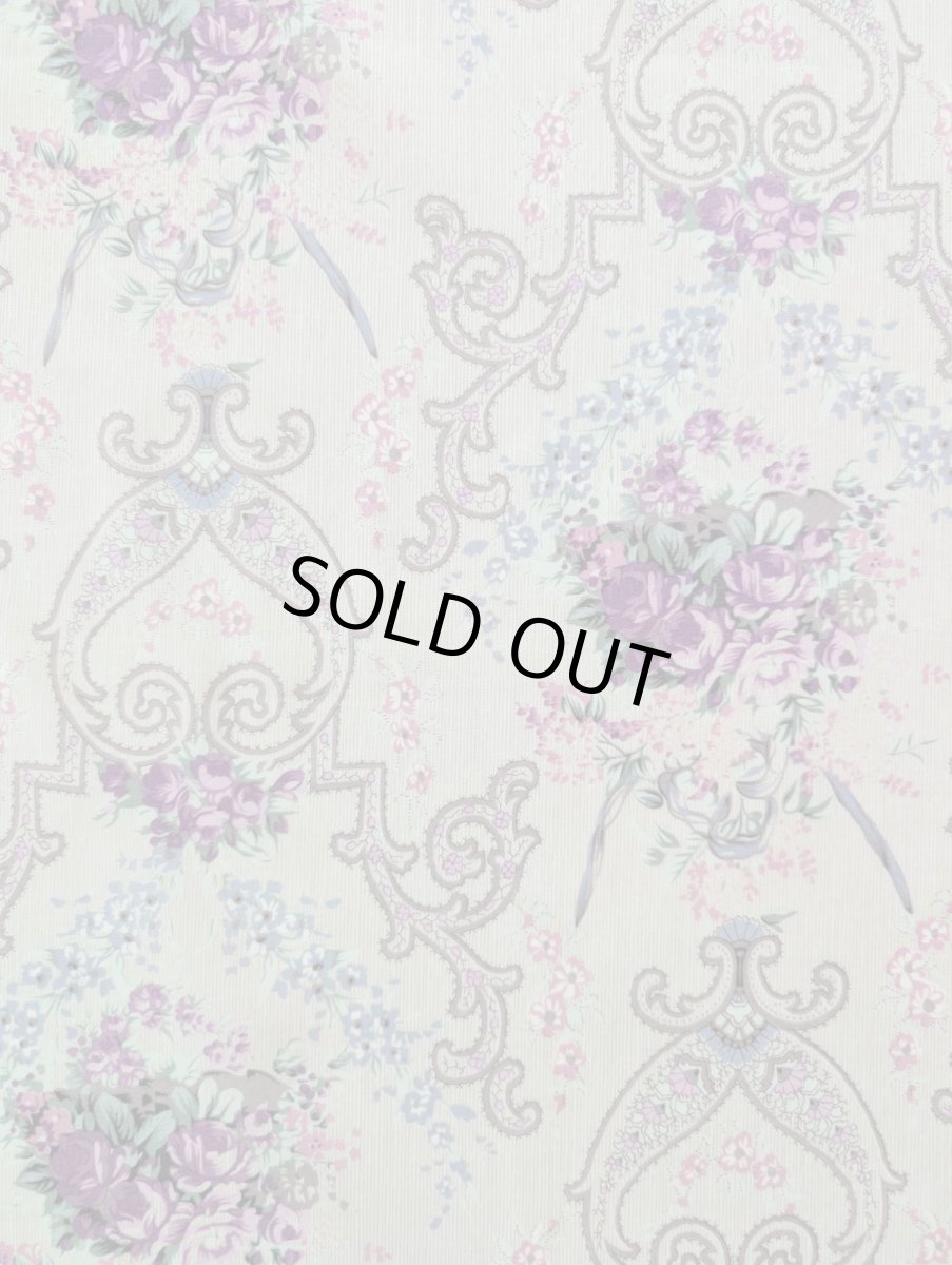 画像1: 中くらいな花柄 (1)