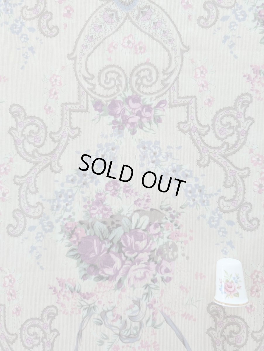 画像2: 中くらいな花柄 (2)