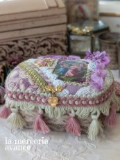 画像3: 【完成品】スミレのブラスチャームがキュートなボックス(akiko)　送料無料 (3)