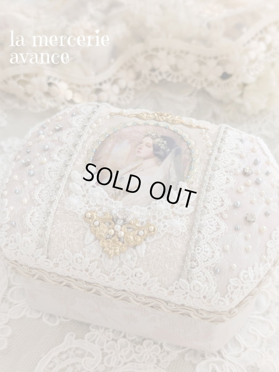 画像1: 【完成品】ヴィクトリアンBOX(akiko)　送料無料 (1)