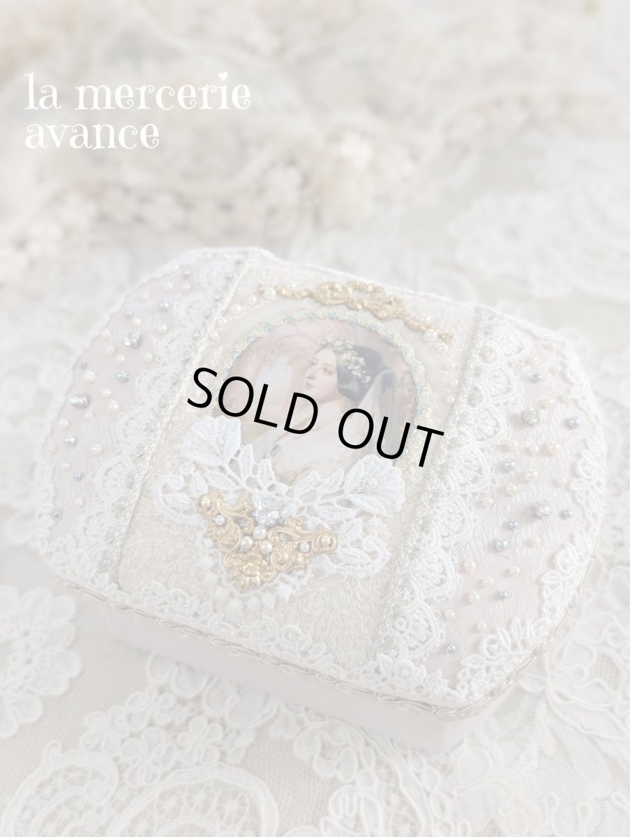 画像2: 【完成品】ヴィクトリアンBOX(akiko)　送料無料 (2)